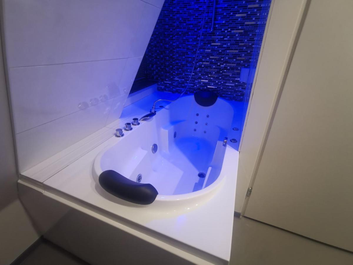 Wellness Suite อูเทรคต์ ภายนอก รูปภาพ
